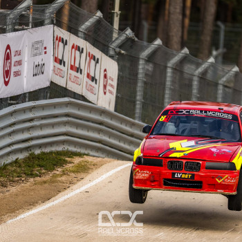 Nakts Rallijkross FOTO part 1