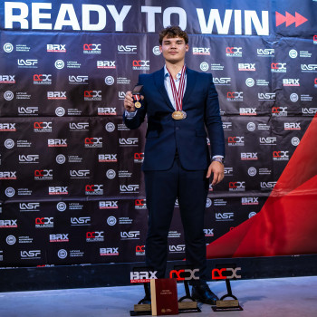 READY TO WIN 2025 apbalvošanas ceremonija